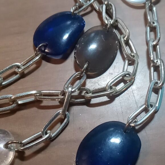 Multi chain necklace - Picture 3 of 4